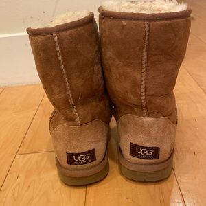 Women’s Ugg Boots - gently used